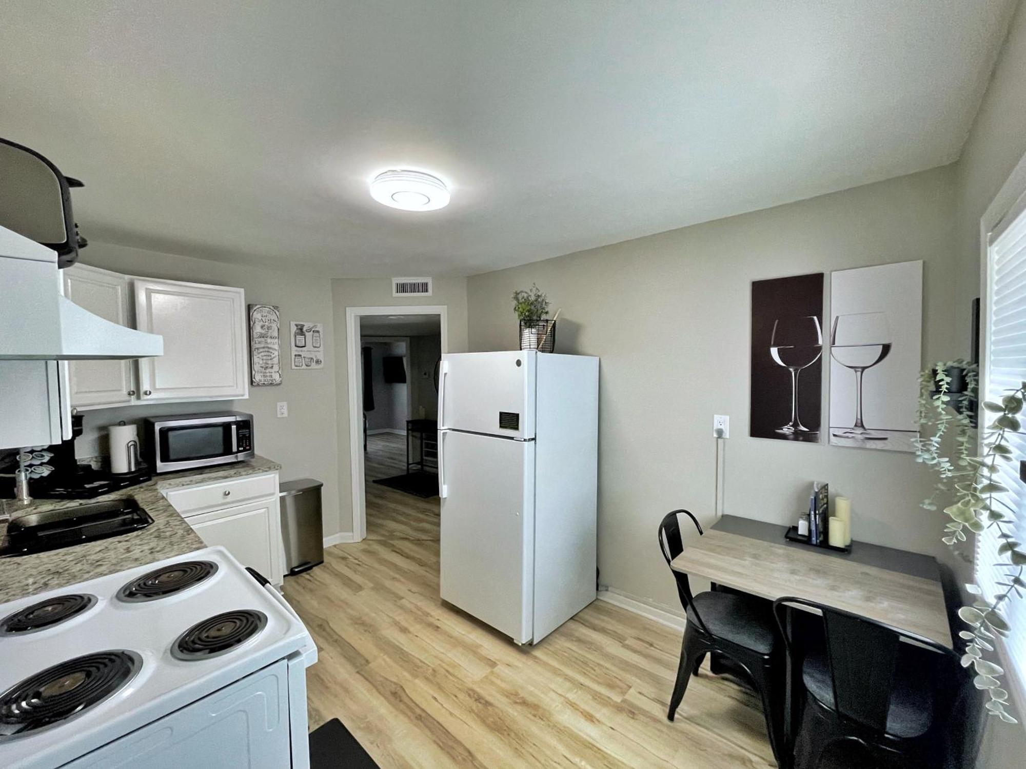 *New* The Cozy Haven, 5 Minutes To Atl Airport Apartment Atlanta Ngoại thất bức ảnh